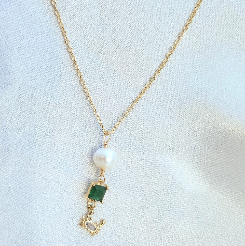 New!18k gold plated necklace, freshwater pearl, pendant with green square,